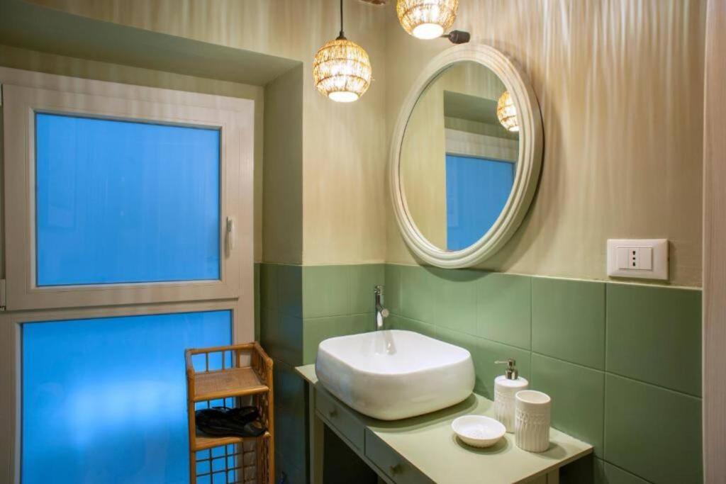 Central, Family-Friendly, Washing Machine, 200M To Aquarium And Metro, 300 Mbps Internet Genua Zewnętrze zdjęcie